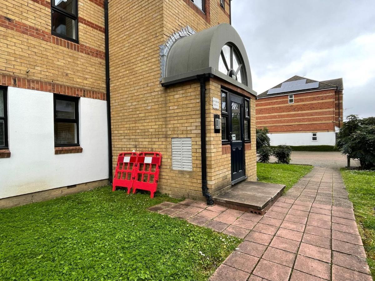 Surrey Docks Se16 Near Canada Water N Easy Access Canary Wharf London Ngoại thất bức ảnh