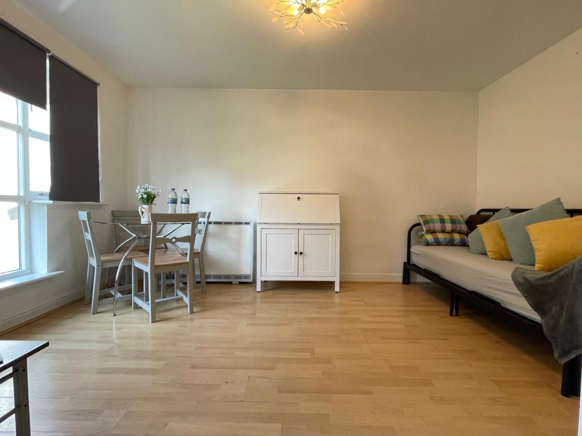 Surrey Docks Se16 Near Canada Water N Easy Access Canary Wharf London Ngoại thất bức ảnh